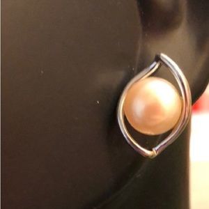 pearl and sterling stud earrings